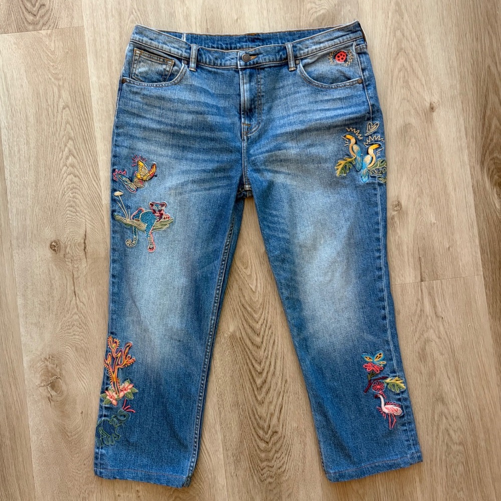 Johnny Was Embroidered Crop Straight Leg Jeans Blue Denim Animals Nature Boho 31